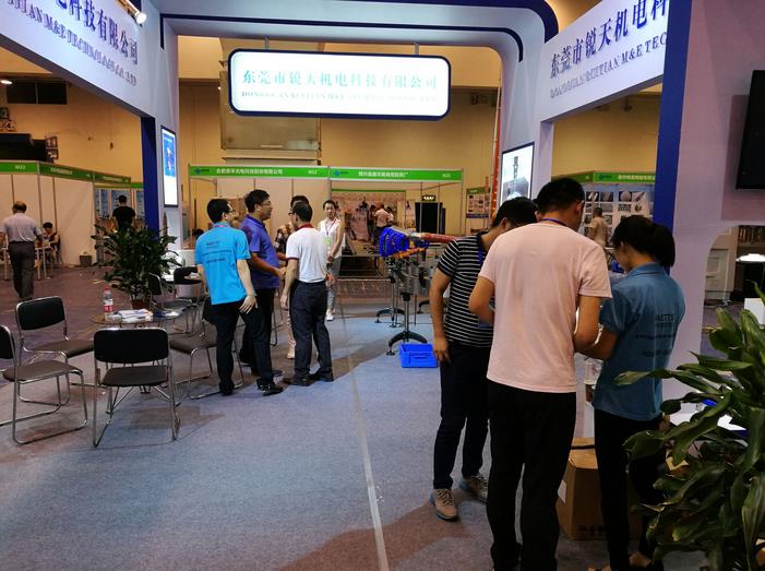 東莞市銳天機(jī)電科技有限公司攜旗下品牌NG娛樂(lè)（RAETTS）參加2017中國(guó)（北方）食品加工科技和（青島）制藥化工科技展覽會(huì)