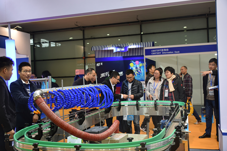 �����L�C