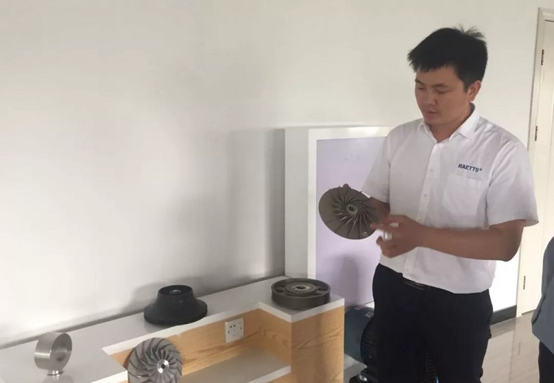 銳天總經理吳炎光先生現場介紹公司NG娛樂 銳天總經理吳炎光先生現場介紹公司NG娛樂