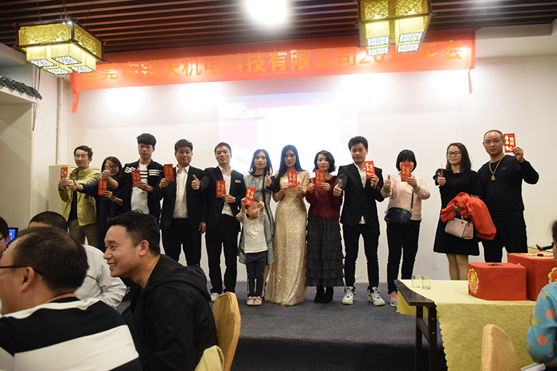 ��ο��(ji��ng)ÿ��һ��(g��)��t��